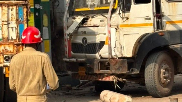 1 killed, 5 injured in Delhi CNG blast