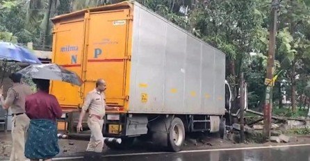 Tragic Accident in Chelakkode: Milma Tanker Runs Over, Killing Two