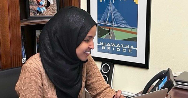 Allegations of marrying brother to immigrate to the US; Federal team investigates Ilhan Omar
