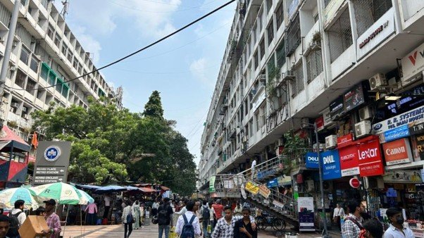 ‘First we were pushed to UPI’: Why Delhi traders see no way to pass on new fee
