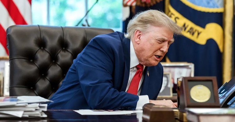 Governments that fear questions; Press freedom in the dock from the White House to Kerala