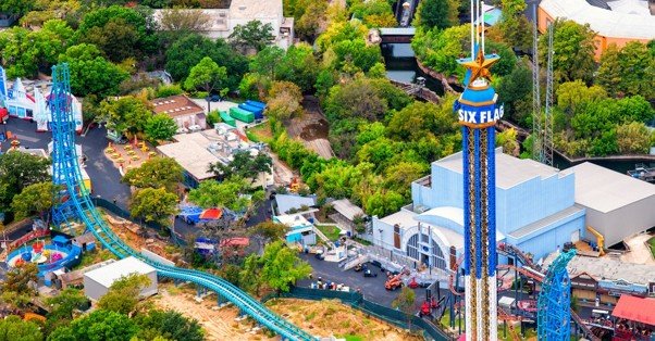 A passenger died after falling from the "Goliath" roller coaster traveling at a speed of 112 kilometers per hour