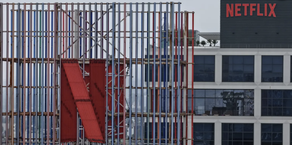 Netflix fires 1,000 workers as it struggles to keep audiences watching