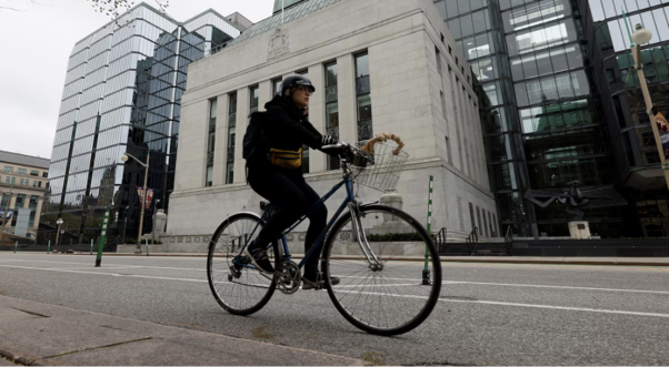 Bank of Canada sees sharply higher inflation outlook as oil surges, Macklem says