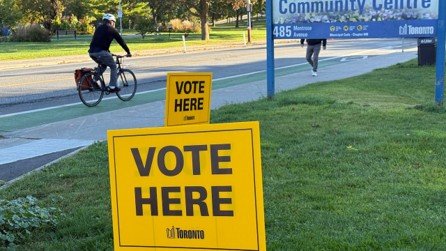 Toronto’s mayoral campaign is ending in a tight race. Here's how it got so close